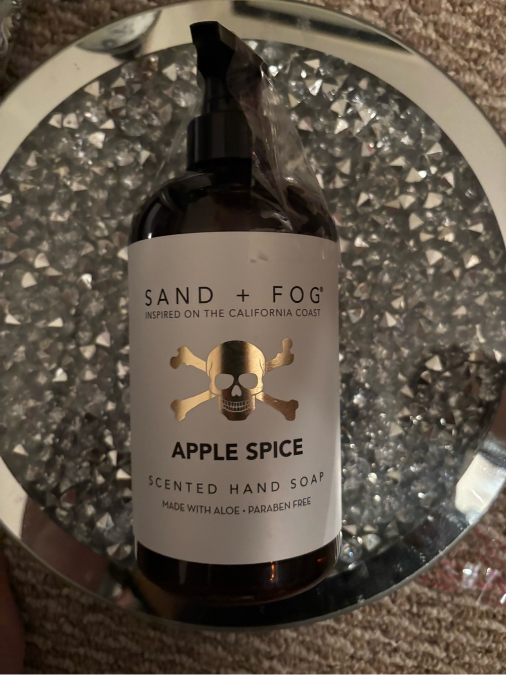 Sand + Fog Apple Spice Scented Hand Soap โ Gold & White
